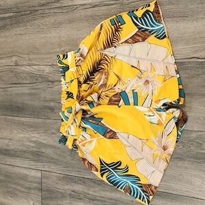 Yellow Tropical Leaves Pattern Paper Bag Short Size M